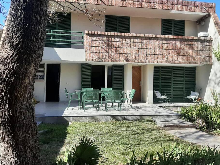 Casa Quinta Seccion A 150 Metros Parque San Martin Y 300 Metros Av Aristides Villanueva Мендоса Экстерьер фото